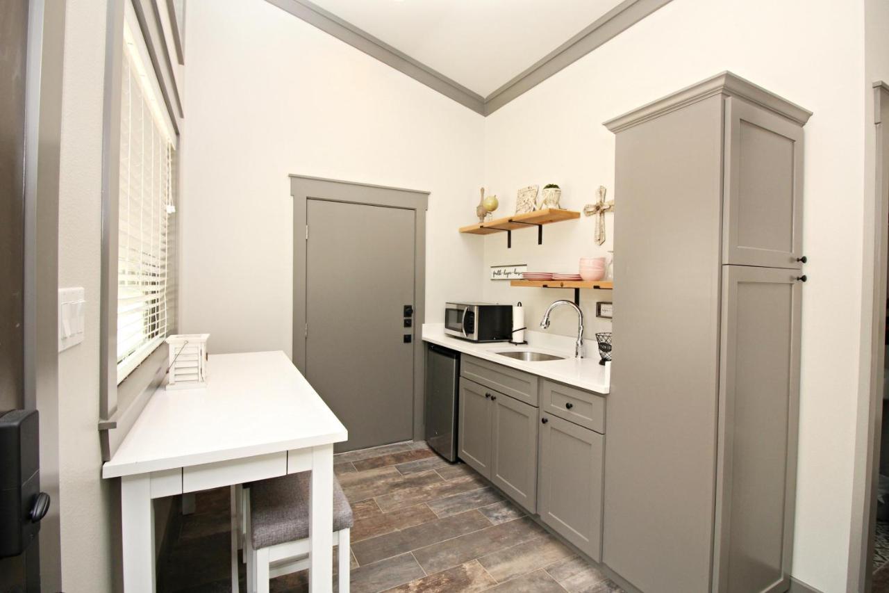 Green Acres Cottages - Wimberley Suite المظهر الخارجي الصورة